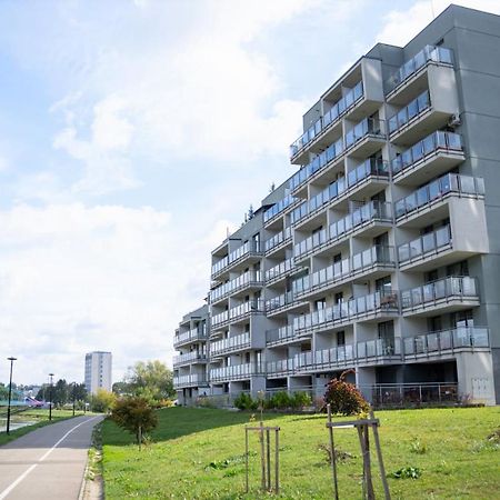 Capital Towers - Apartament Green Z Widokiem Na Rzeke Daire Rzeszow Dış mekan fotoğraf