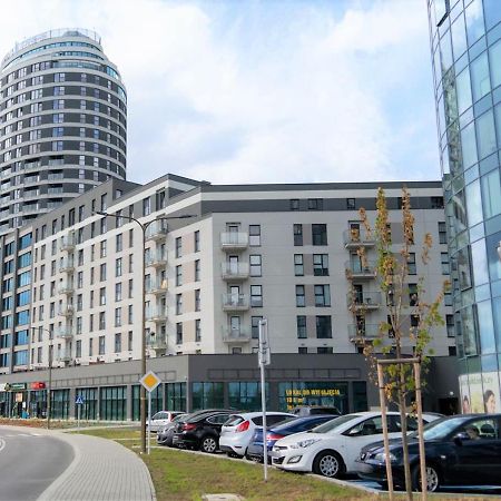 Capital Towers - Apartament Green Z Widokiem Na Rzeke Daire Rzeszow Dış mekan fotoğraf